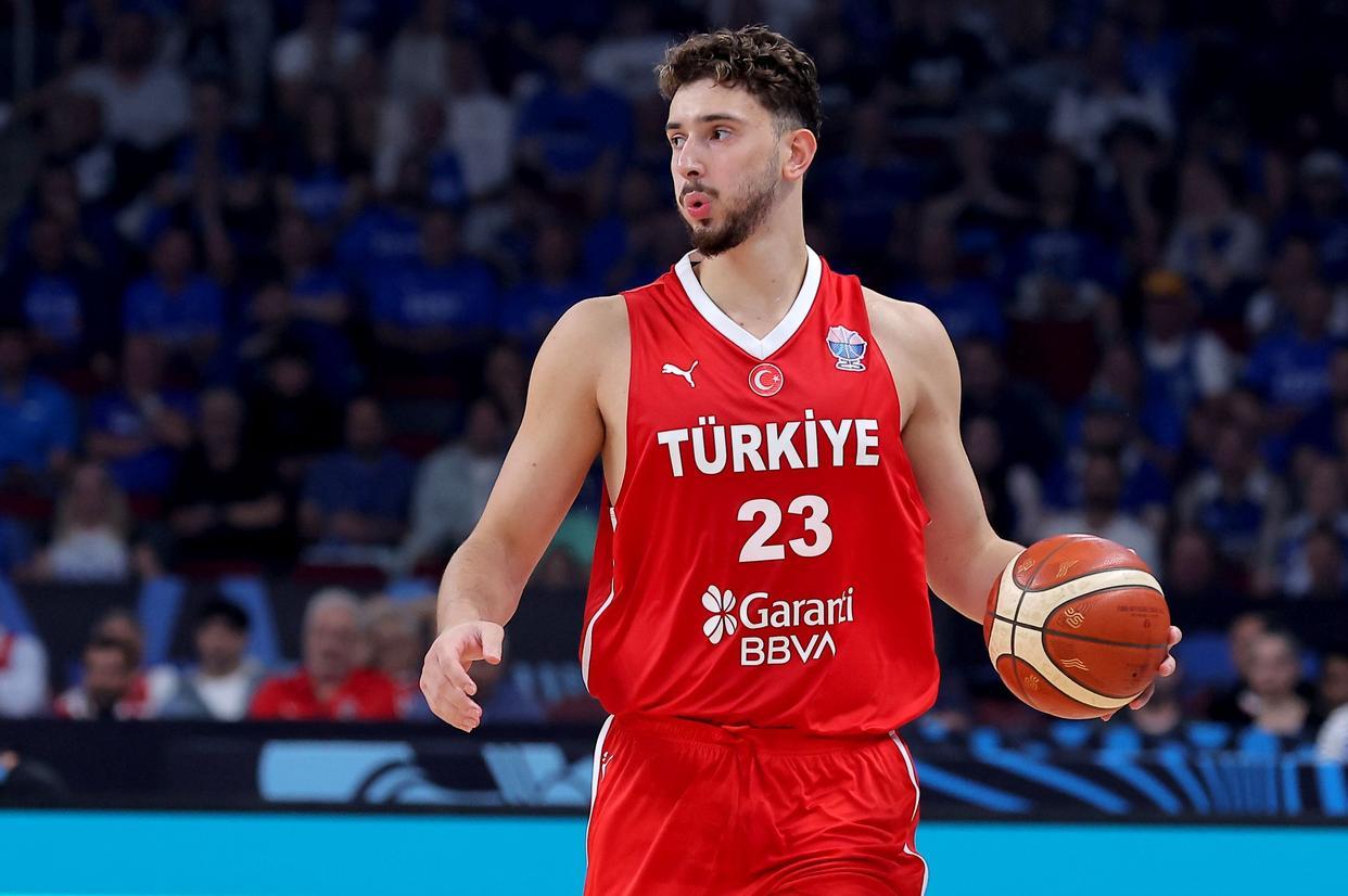 开云平台-恭喜火箭队！中锋排名出炉：约基奇榜首，申京升第4，力压恩比德