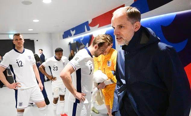 1749715081601049591.jpg 51.jpg