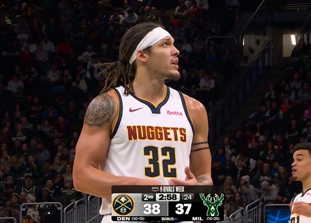 开云平台-里外里差不少!戈登进攻犯规 掘金挑战成功阻挡2+1