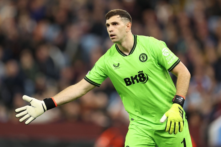 开云平台-意媒：国米正和马丁内斯协商两年合同，预计春天决定引进哪位门将